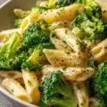 Creamy & Cheesy Broccoli Pasta Recipe